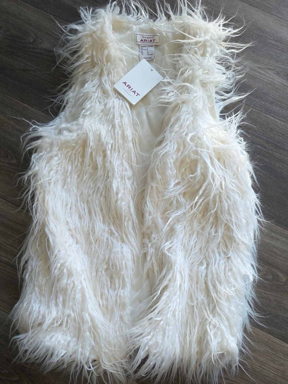 Ariat Womens Cream Faux Fur Vest